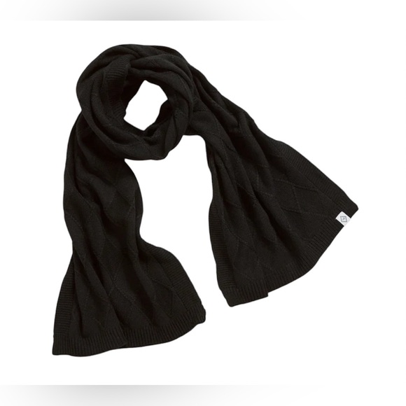 Vera Bradley Knit Scarf in Black - Picture 1 of 4